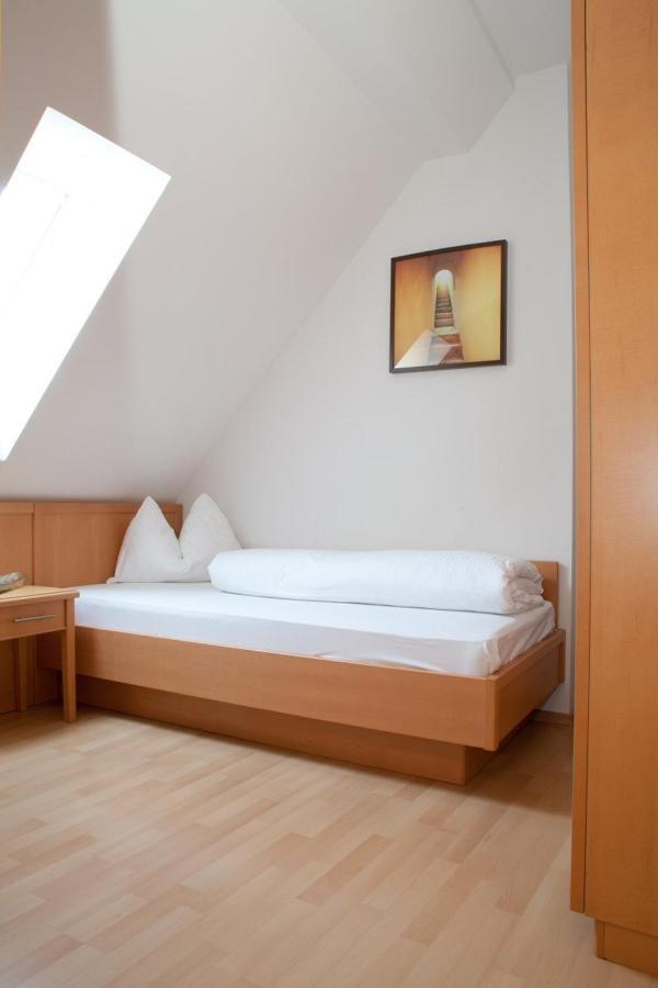 Raiffeisenhof Appartements 에렌하우센 외부 사진