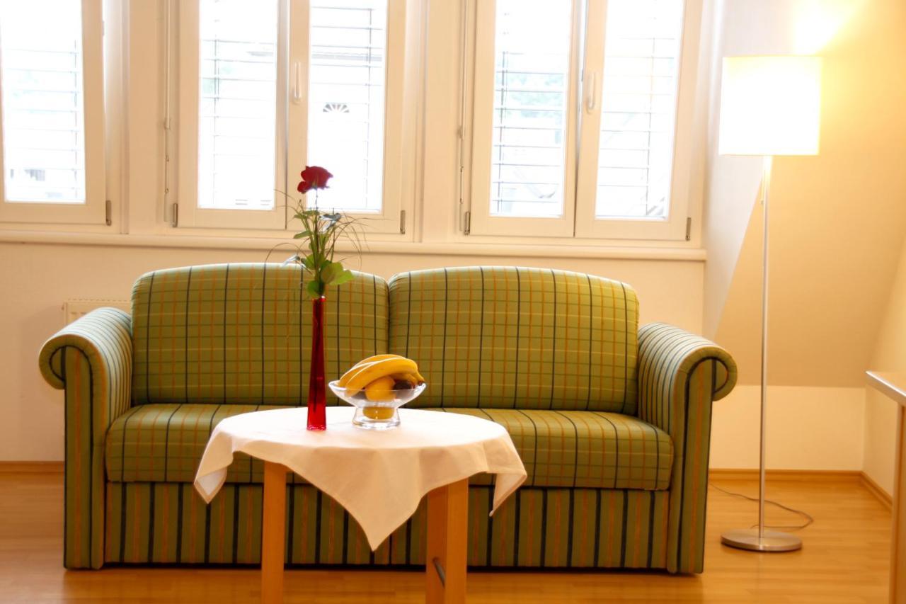 Raiffeisenhof Appartements 에렌하우센 외부 사진